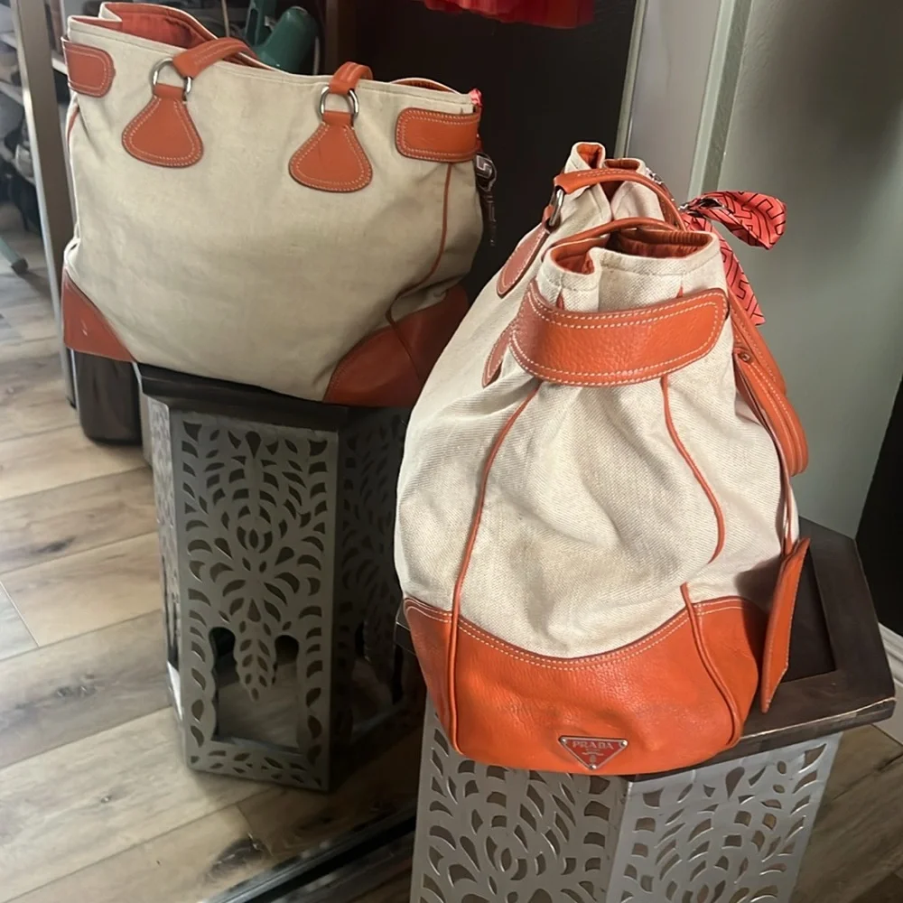 🛑 1 hour sale. Prada, large shoulder bag, UIGC, comes with Authenticity cards - Picture 4 of 17